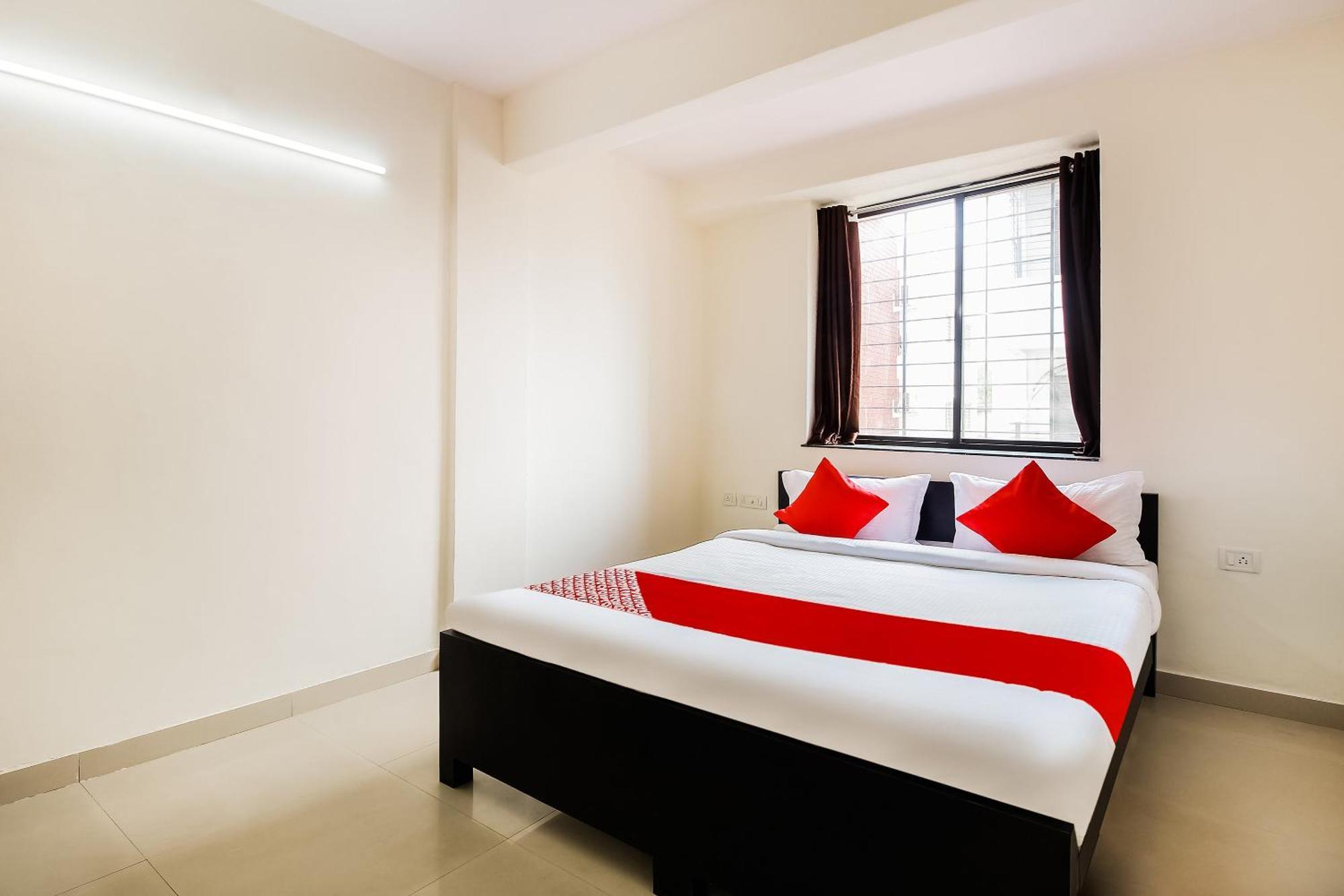 Hotel O Galaxy Near Inox Pune Dış mekan fotoğraf