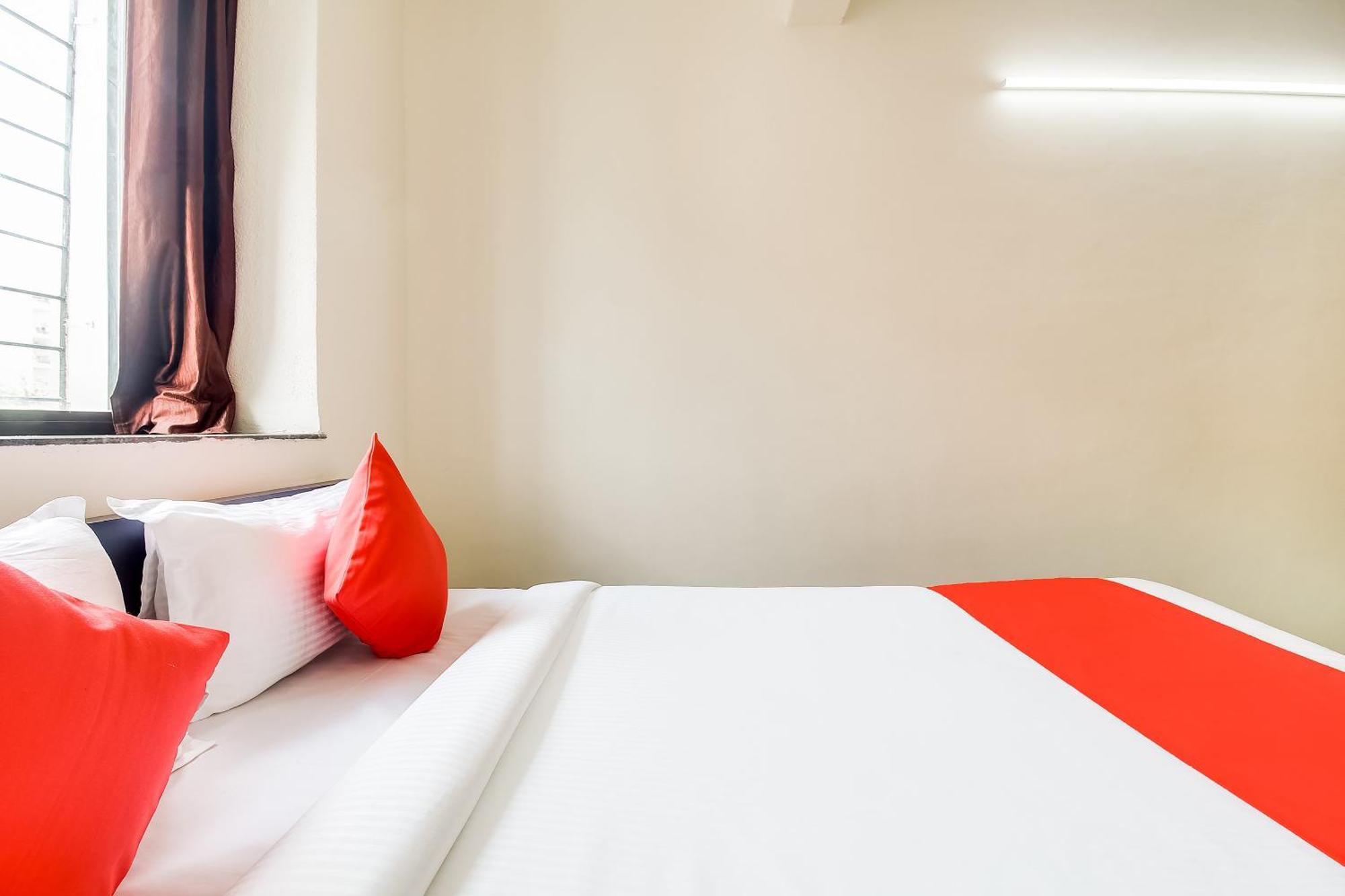 Hotel O Galaxy Near Inox Pune Dış mekan fotoğraf