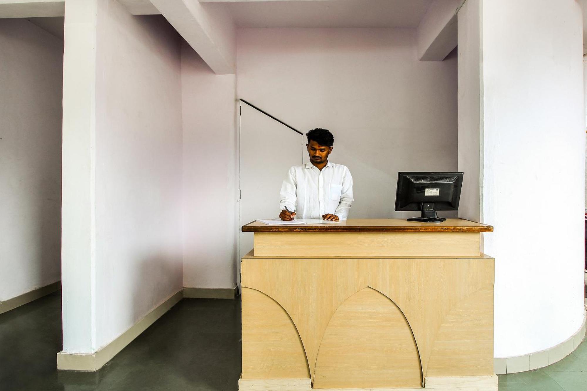 Hotel O Galaxy Near Inox Pune Dış mekan fotoğraf