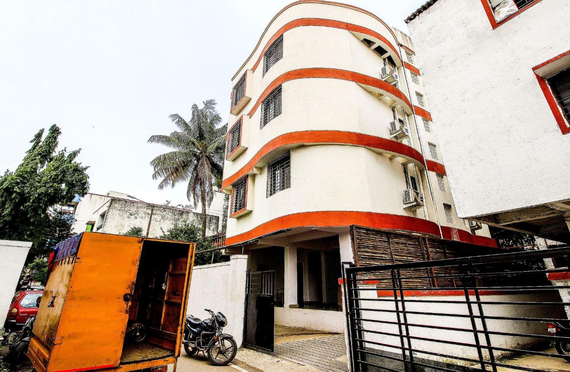 Hotel O Galaxy Near Inox Pune Dış mekan fotoğraf